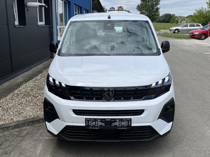 Peugeot Rifter, Peugeot Rifter  LONG ALLURE BlueHDi 100 S&S MAN6 s homologací N1, barva bílá