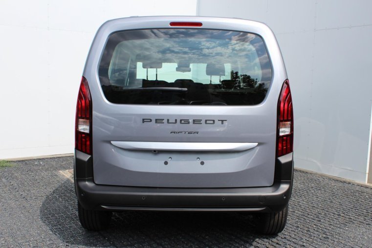Peugeot Rifter, Peugeot Rifter LONG ALLURE BlueHDi 130 MAN6, barva šedá