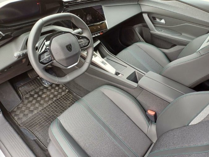 Peugeot 308, Peugeot 308 SW Allure BlueHDi 130 k, barva šedá