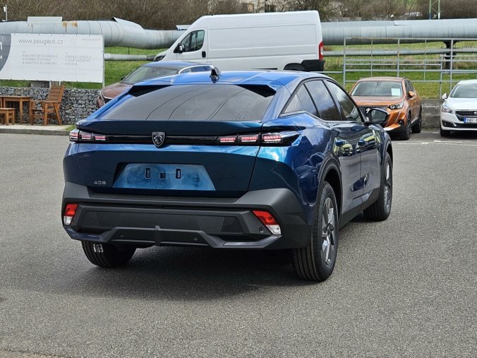 Peugeot 408, Peugeot 408 ALLURE Hybrid 145 e-DCS6, barva modrá