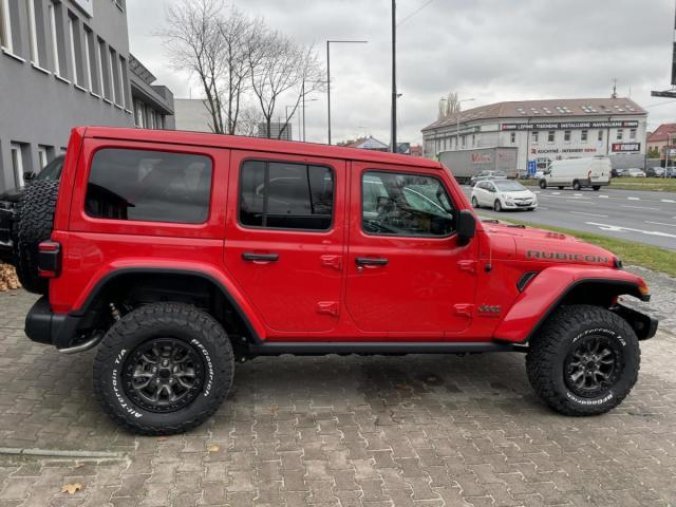 Jeep Wrangler, Unlimited Rubicon 392, barva červená