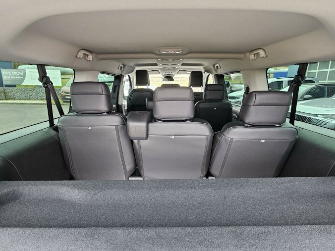 Peugeot Traveller, Peugeot Traveller Long ALLURE 2.0 BHDi 180k EAT8, barva zelená