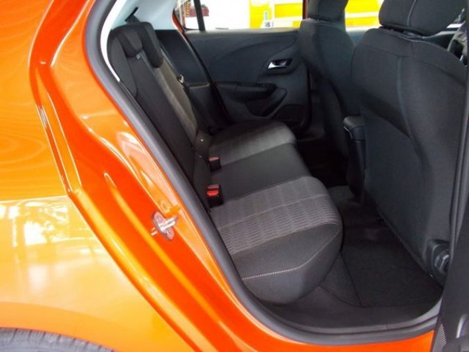 Opel Corsa, Edition F 12XHL S/S (74kW/ 100, barva oranžová