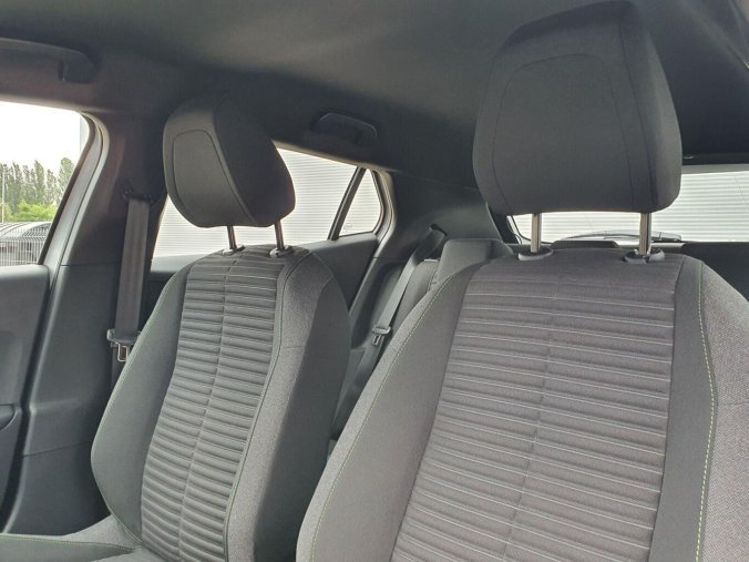 Peugeot 2008, Peugeot 2008 BUSINESS T 100k MAN6, barva bílá
