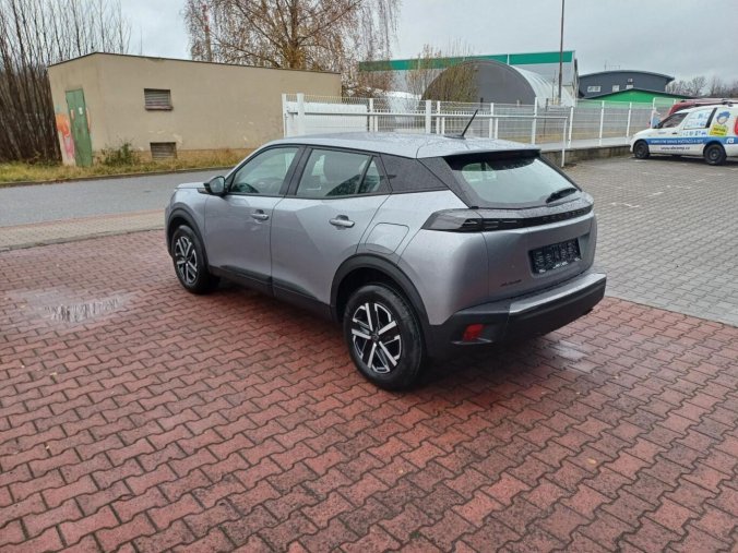 Peugeot 2008, Peugeot 2008 STYLE Hybrid 110 e-DCS6, barva šedá