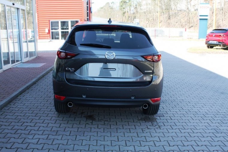 Mazda CX-5, SKYACTIV-G, barva šedá