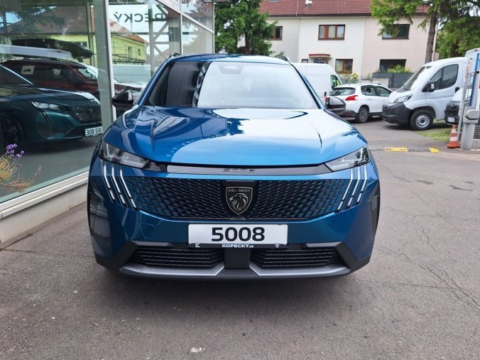 Peugeot 5008, Peugeot 5008 ALLURE Hybrid 145 e-DCS6, barva modrá