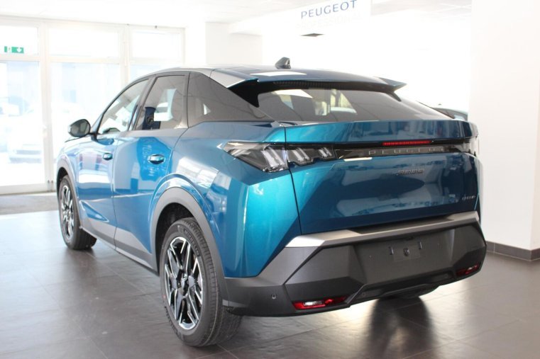 Peugeot 3008, Peugeot 3008 ALLURE Hybrid 145 e-DCS6, barva modrá