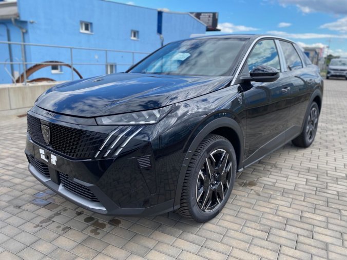 Peugeot 3008, Peugeot 3008 GT Hybrid 145k - CELOROČNÍ PNEU - 0905, barva černá