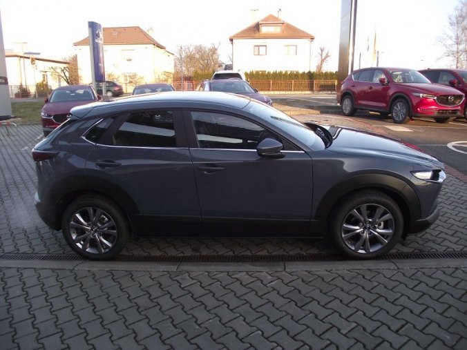 Mazda CX-30, 2,0 122k, barva šedá