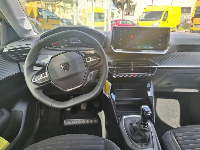 Peugeot 208, Peugeot 208 STYLE 1.2 PT 100K MAN6, barva žlutá