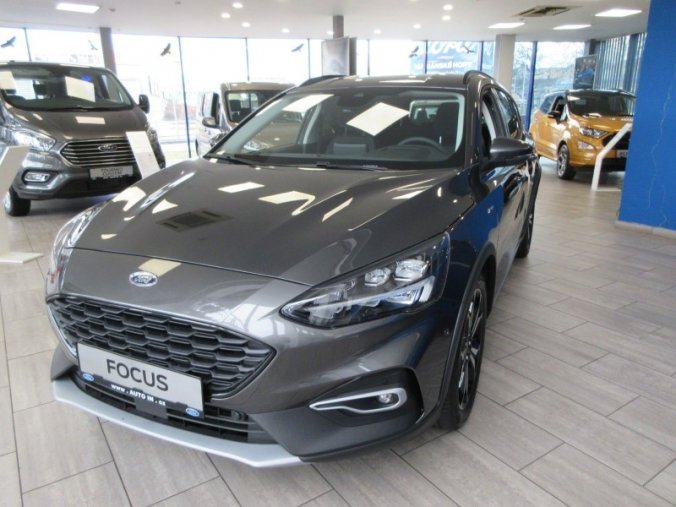 Ford Focus, 1.5 EcoBoost, barva šedá