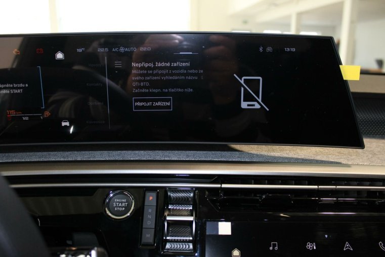 Peugeot 5008, Peugeot 5008 GT Hybrid 136 e-DCS6, barva modrá