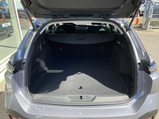 Peugeot 308, Peugeot 308 SW STYLE Hybrid 145 e-DCS6, barva šedá
