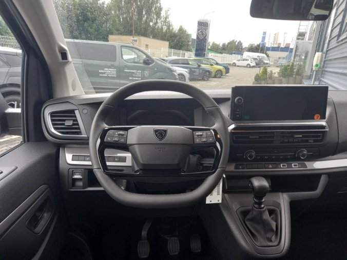 Peugeot Traveller, Peugeot Traveller Active L3 2.2 BlueHDi 150 man, barva šedá