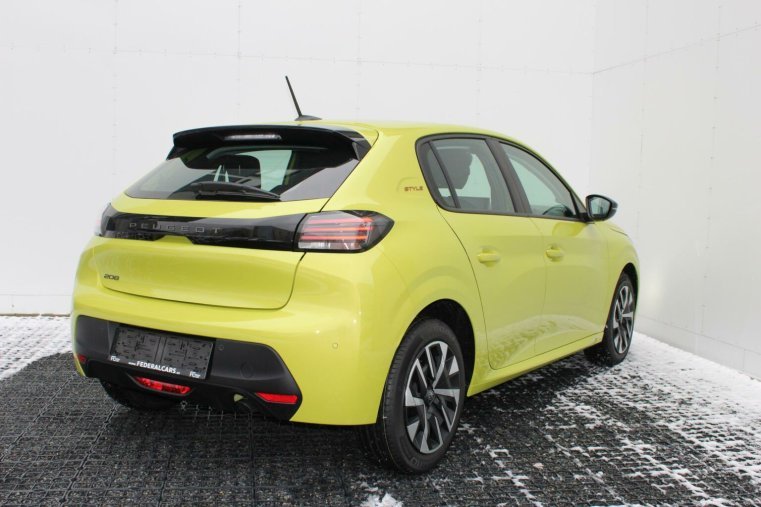 Peugeot 208, Peugeot 208 STYLE PureTech 100 MAN6, barva zelená