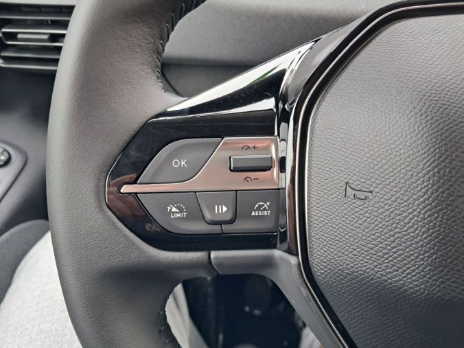 Peugeot Rifter, Peugeot Rifter LONG ALLURE BlueHDi 130 S&, barva bílá