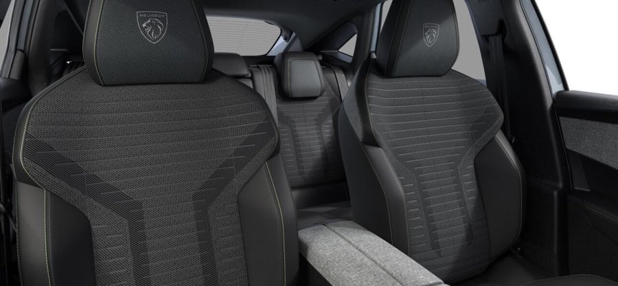 Peugeot 3008, Peugeot 3008 GT Hybrid 145 e-DCS6, barva bílá