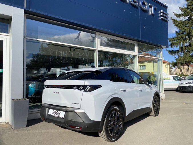 Peugeot 3008, Peugeot 3008 ALLURE Hybrid 145 e-DCS6, barva bílá