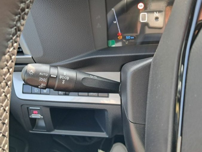 Peugeot Traveller, Peugeot Traveller Allure Long 2.0 BlueHDi 180 S&, barva bílá