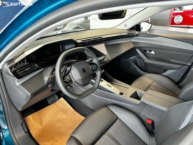 Peugeot 408, Peugeot 408 ALLURE Hybrid 145k e-DCS6, barva modrá