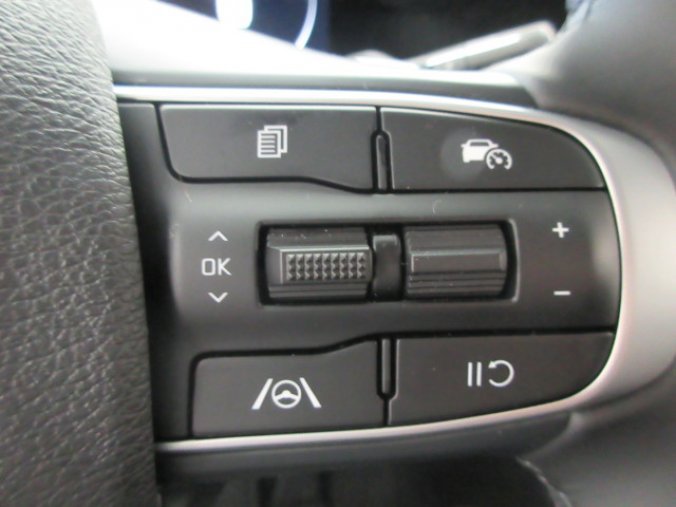 Kia Sportage, 1,6 T-GDi MHEV 4x4 7DCT TOP, barva zelená