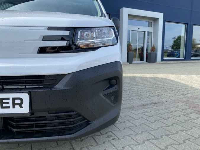 Peugeot Partner, Peugeot Partner Furgon L1 PureTech 110 MAN6, barva bílá