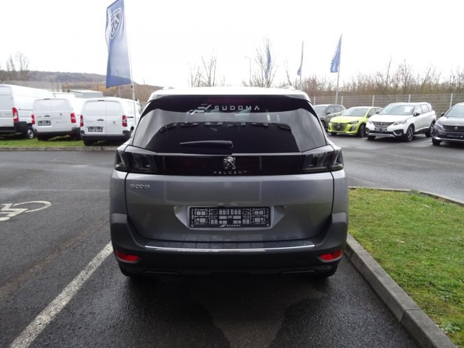 Peugeot 5008, Peugeot 5008 ALLURE BlueHDi 130k EAT8, barva stříbrná