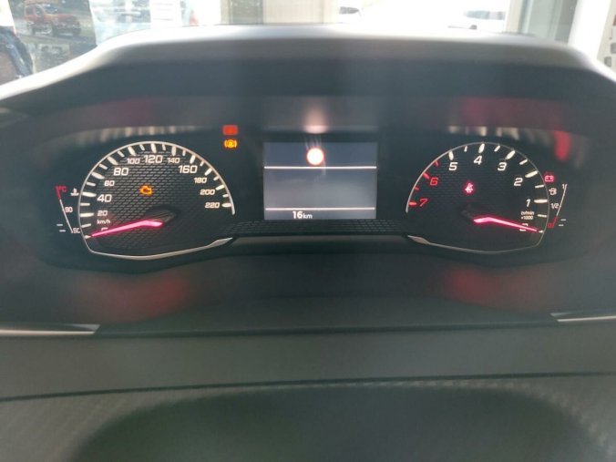 Peugeot 208, Peugeot 208 ACTIVE 1.2 PureTech 100k MAN6, barva zelená