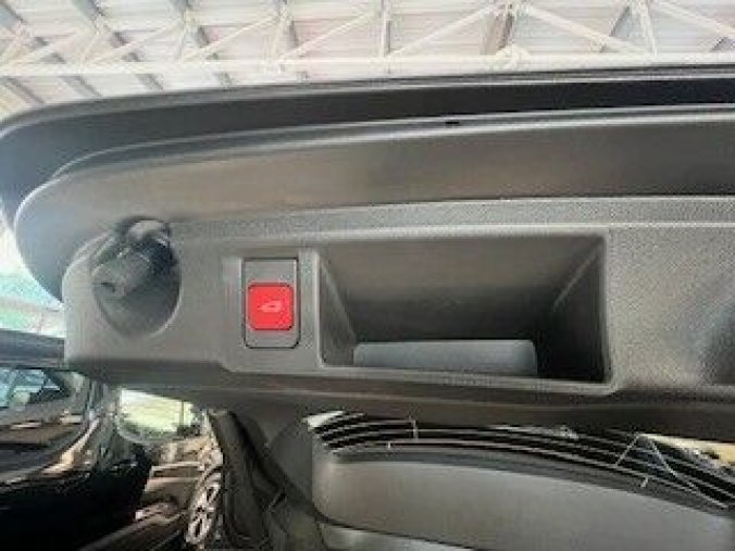 Peugeot 308, Peugeot 308 SW GT BlueHDi 130 EAT8, barva šedá