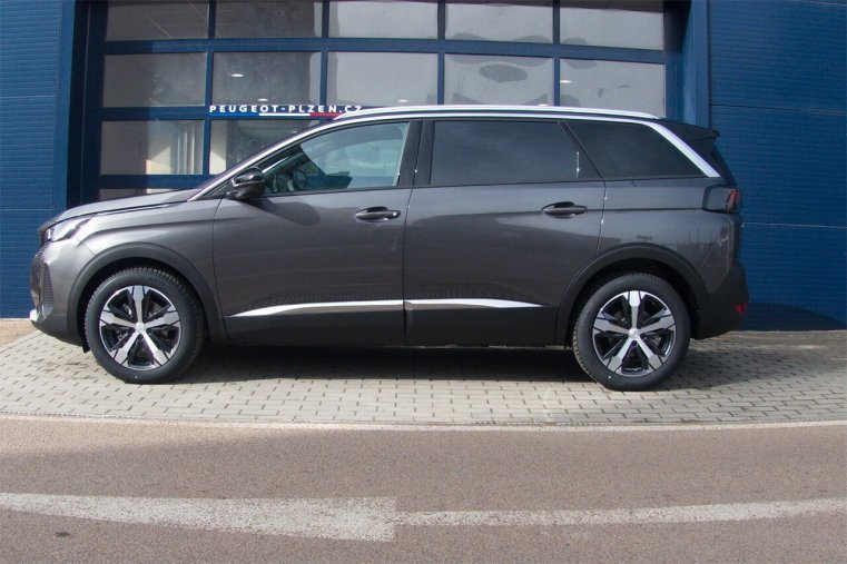 Peugeot 5008, Peugeot 5008 Allure Pack BlueHDI 130 EAT8, barva šedá