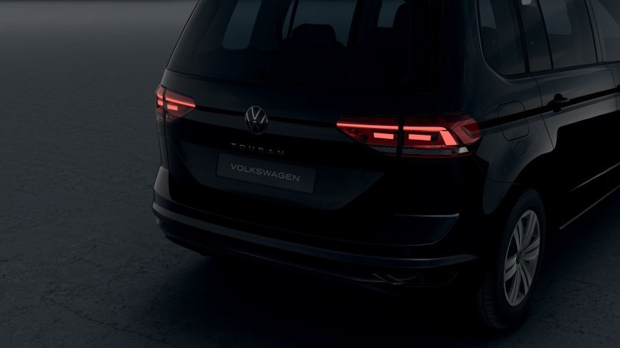 Volkswagen Touran, Touran 1,5 TSI EVO2 6G, barva černá