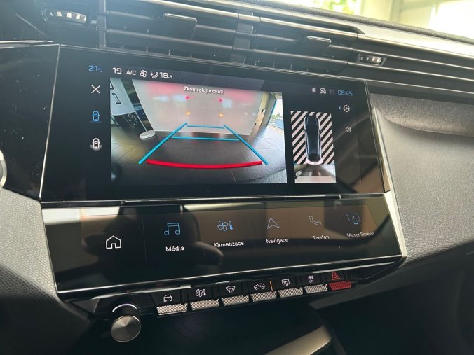 Peugeot 408, Peugeot 408 ALLURE Hybrid 145 e-DCS6, barva bílá
