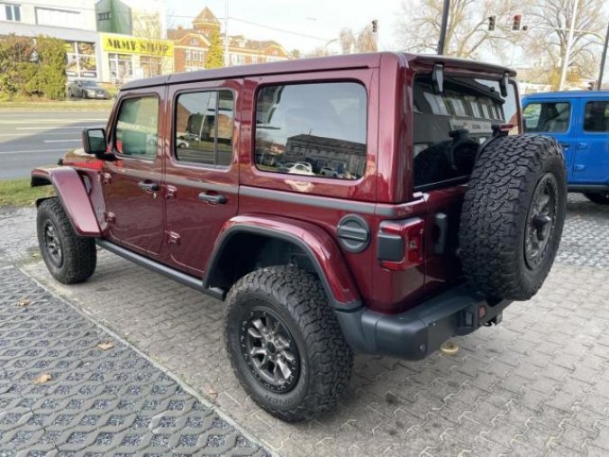 Jeep Wrangler, Unlimited Rubicon 392, barva červená