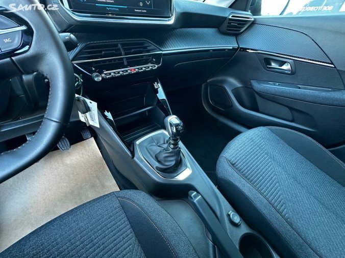 Peugeot 208, Peugeot 208 STYLE PureTech 100 S&S MAN6, barva žlutá