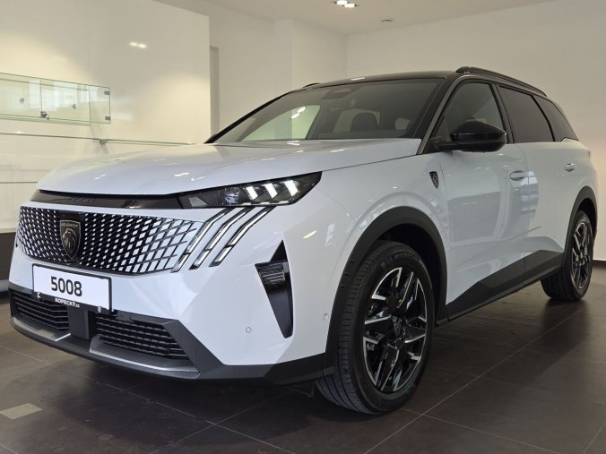 Peugeot 5008, Peugeot 5008 5008 GT Hybrid 145 e-DCS6, barva bílá