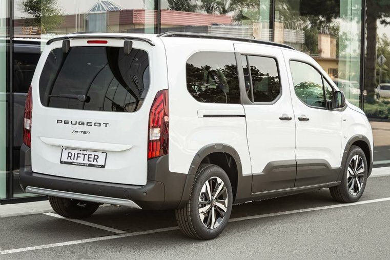 Peugeot Rifter, Peugeot Rifter 1,5 LONG GT BHDi 130 S&S EAT8, barva bílá