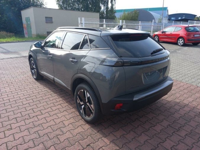 Peugeot 2008, Peugeot 2008 ALLURE 1.2 PureTech 7 let zár., barva šedá