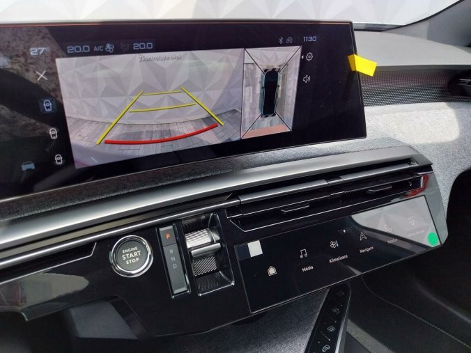 Peugeot 3008, Peugeot 3008 GT Elektromotor 73kWh - SKLAD, barva bílá