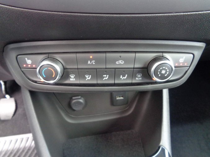 Opel Crossland X, 5-door Enjoy F 1.2XE (60kW/ 83HP) MT5 Petrol, barva modrá