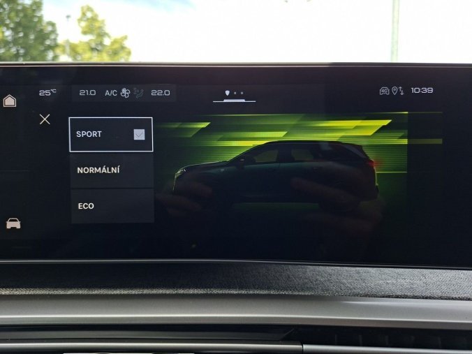 Peugeot 5008, Peugeot 5008 GT - SUMMER BLUE 145 e-DCS6, barva modrá