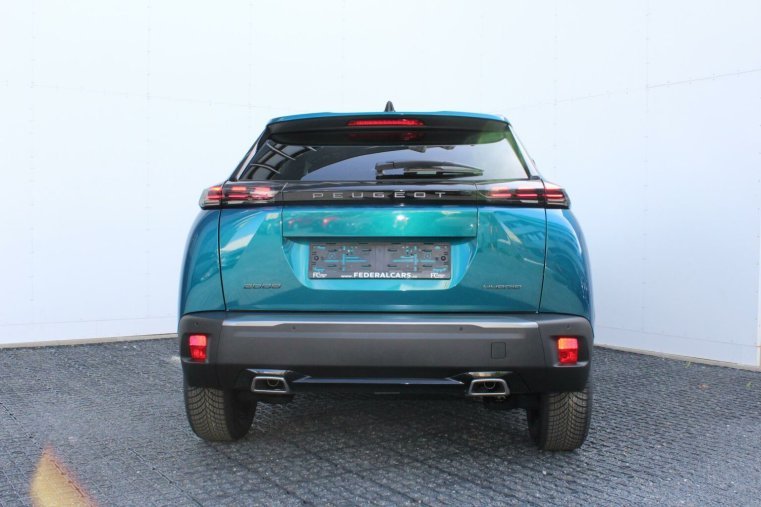 Peugeot 2008, Peugeot 2008 ALLURE Hybrid 145 e-DCS6, barva modrá