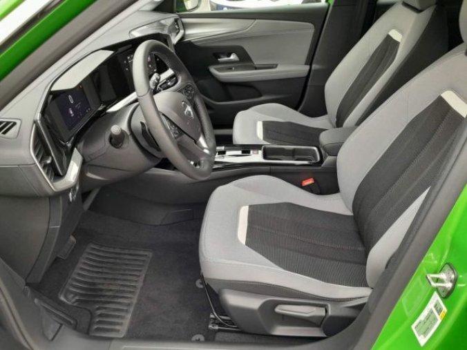 Opel Mokka, Elegance 1.2 TURBO (96kW/130k), barva zelená