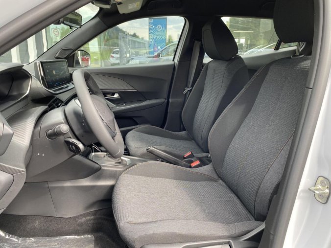 Peugeot 2008, Peugeot 2008 STYLE PureTech 100 S&S MAN6, barva bílá