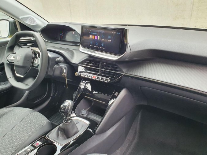 Peugeot 208, Peugeot 208 ALLURE 1.2 PT 100k MAN6, barva žlutá