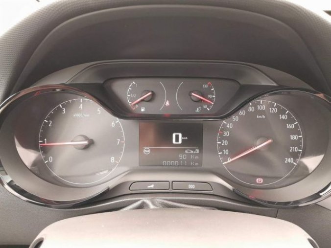 Opel Crossland X, HIT Edition 1.2 TURBO (81kW/11, barva červená