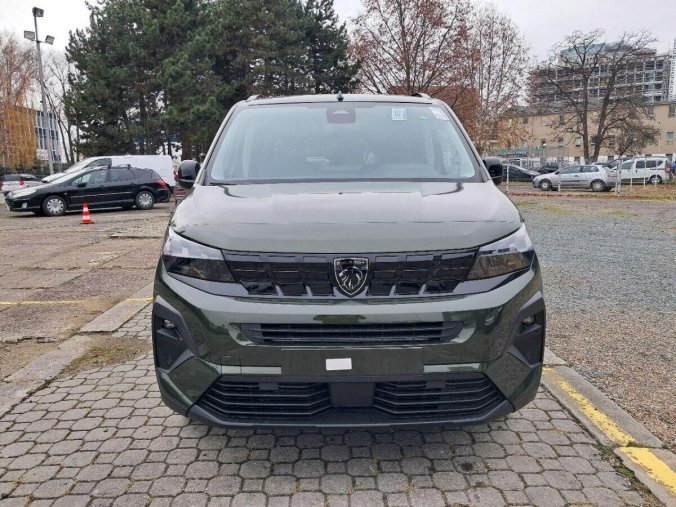 Peugeot Rifter, Peugeot Rifter LONG ALLURE BlueHDi 130 S&, barva zelená