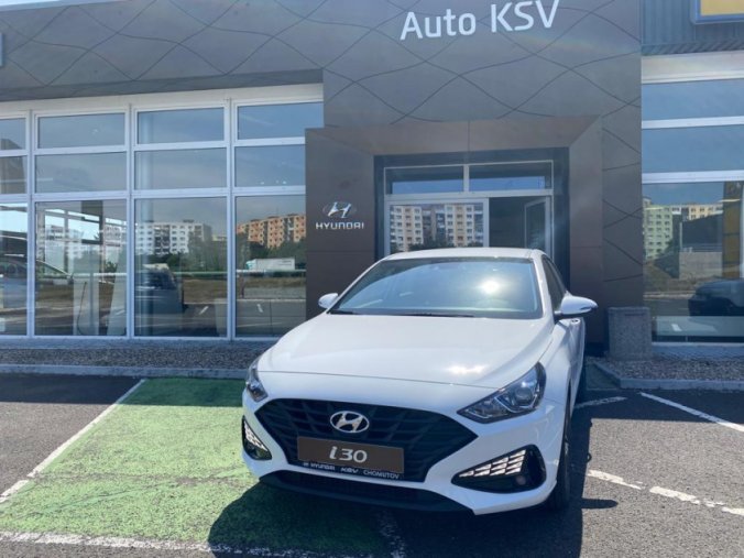 Hyundai i30, 1,5i 81 kW MT, barva bílá