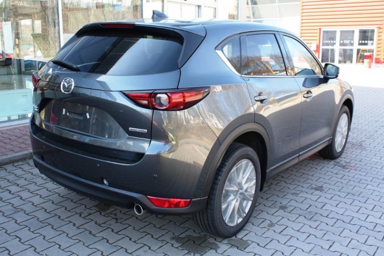 Mazda CX-5, SKYACTIV-G, barva šedá