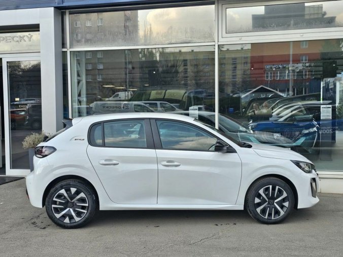 Peugeot 208, Peugeot 208 STYLE 1.2 PT 100K MAN6, barva bílá